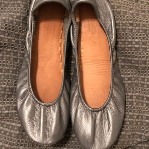 Metallic Pewter Tieks